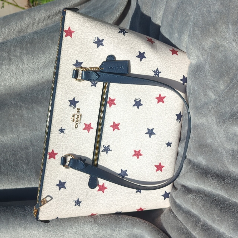 Coach tote